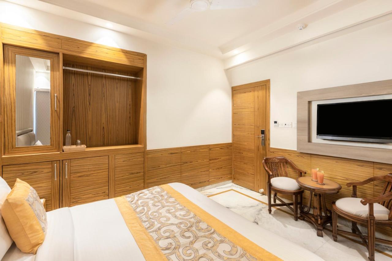 Hotel Star By Star Group- Near Delhi Airport นิวเดลี ภายนอก รูปภาพ