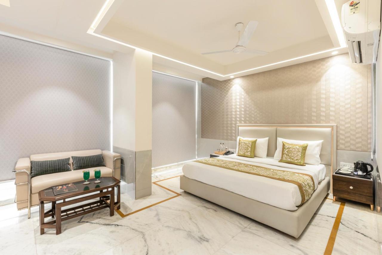 Hotel Star By Star Group- Near Delhi Airport นิวเดลี ภายนอก รูปภาพ