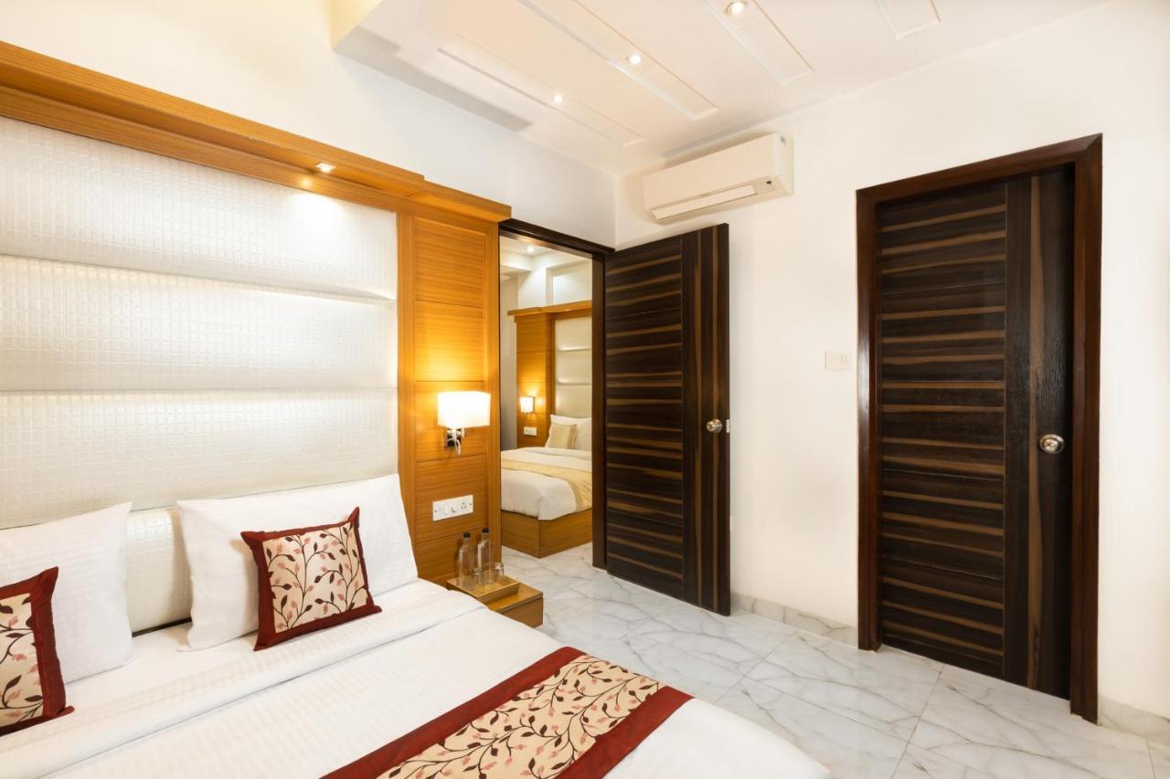 Hotel Star By Star Group- Near Delhi Airport นิวเดลี ภายนอก รูปภาพ
