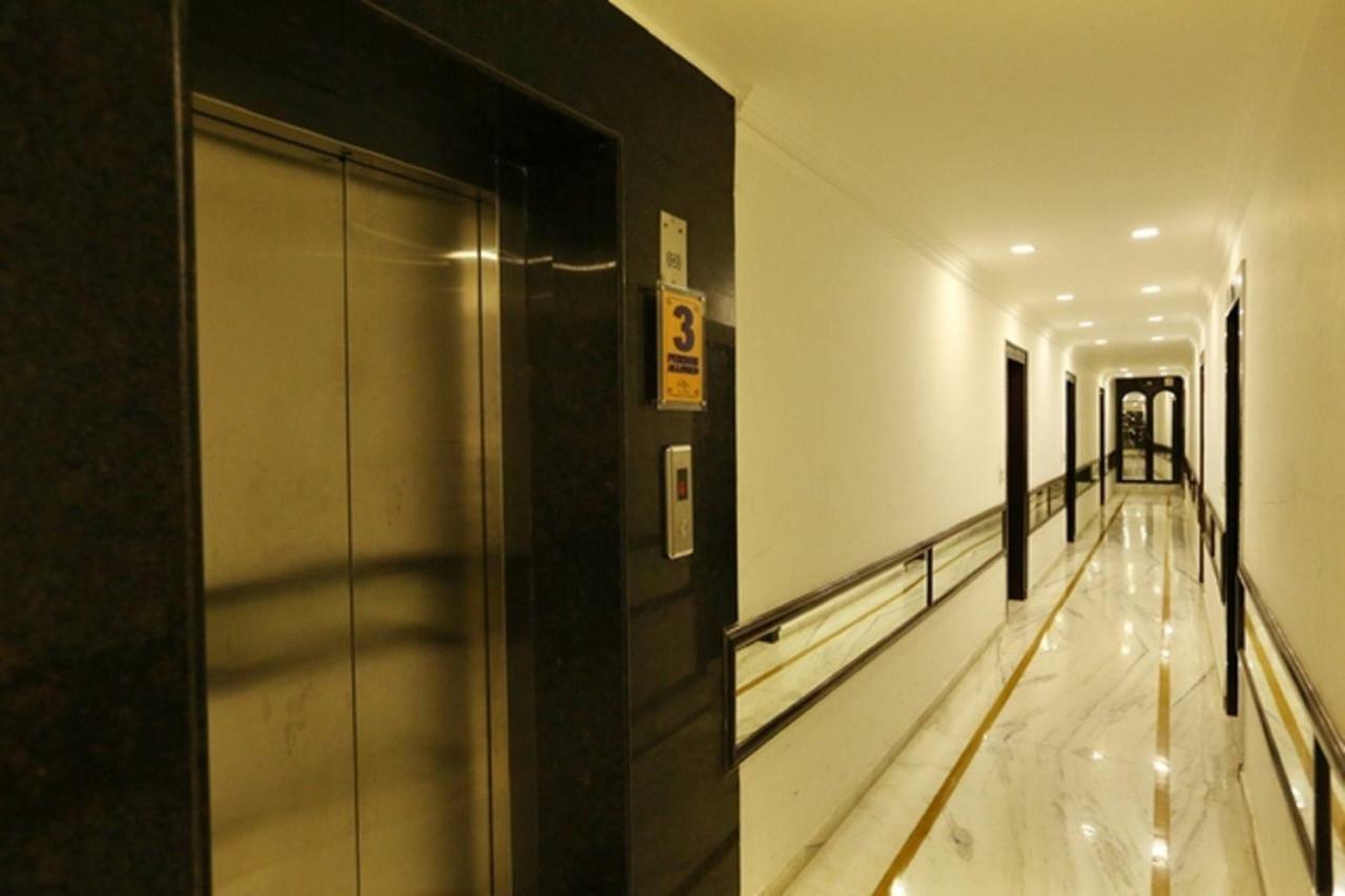 Hotel Star By Star Group- Near Delhi Airport นิวเดลี ภายนอก รูปภาพ